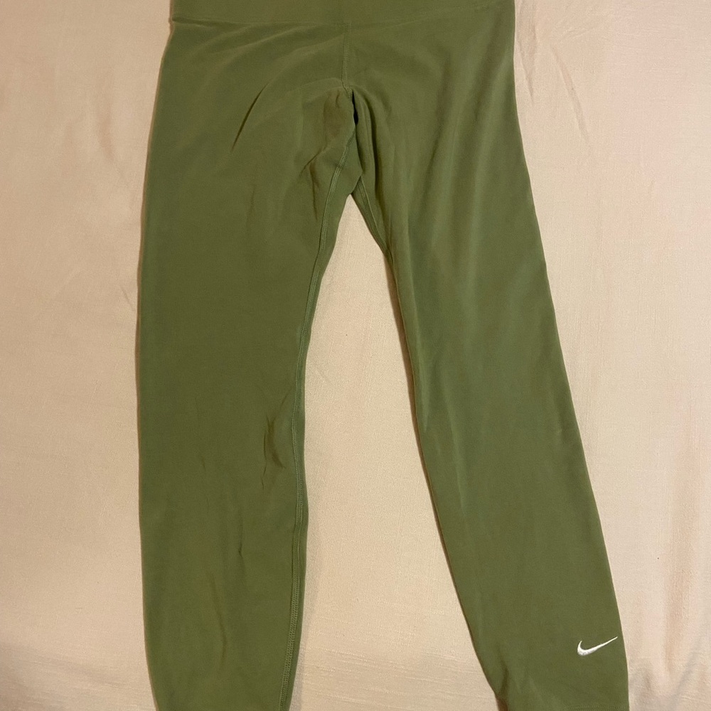 Green Nike Leggings